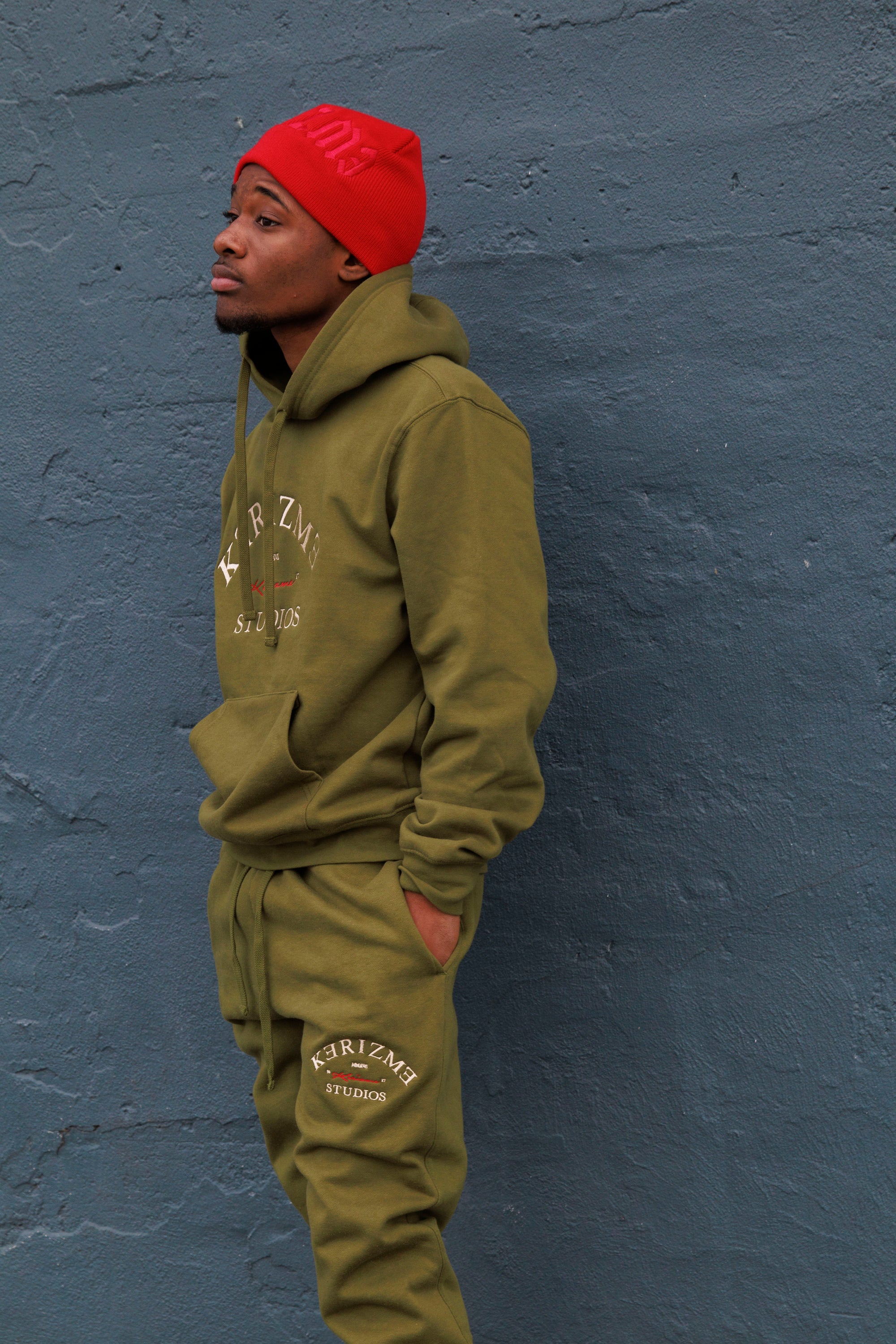 Olive Kəˈrizmə Studios Fleece Sweatpants